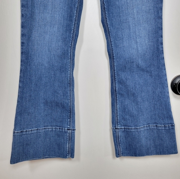 Morrison Starlet Blue Boot Crop Jeans Mid Rise Size 28 Distressed Hem - Picture 2 of 9